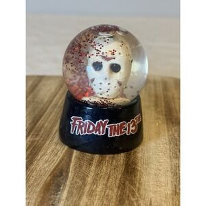 Jason Voorhees Mask Mini Snow Globe -‎ Friday the 13th